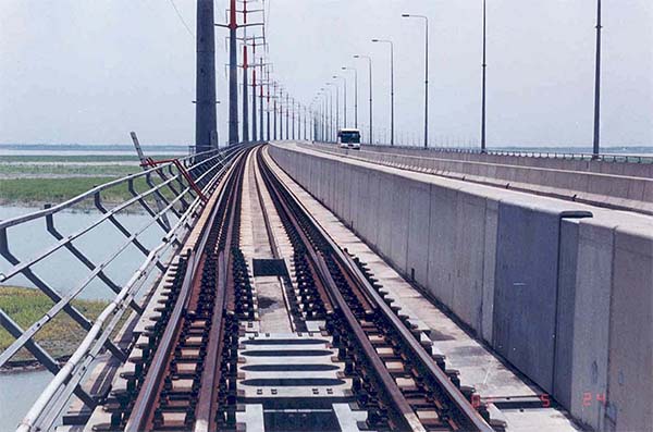 Pic 1. Banga Bandhu Bridge rail